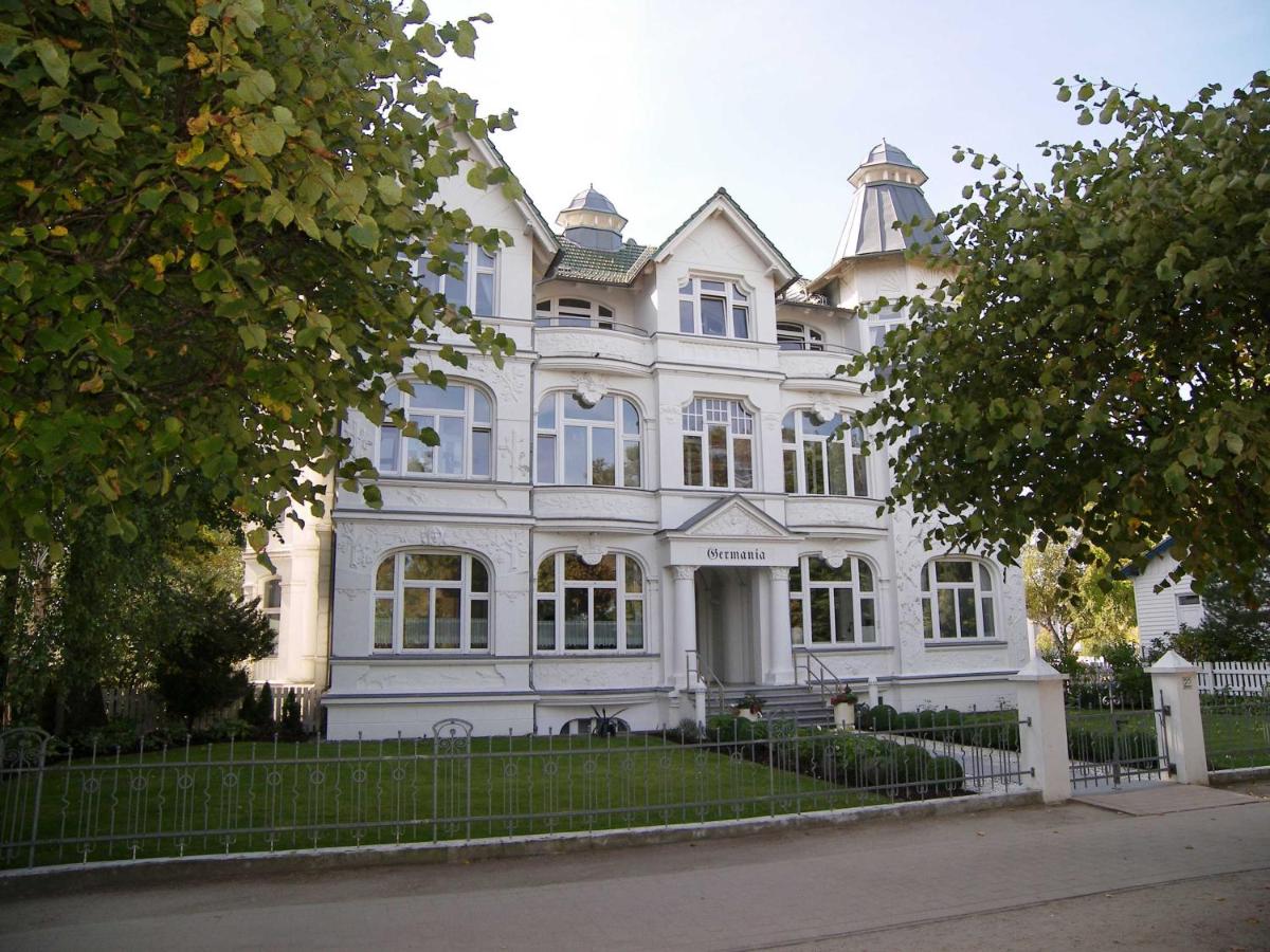 Villa Germania, Ferienwohnung 12 R 12 L - B&B Ahlbeck