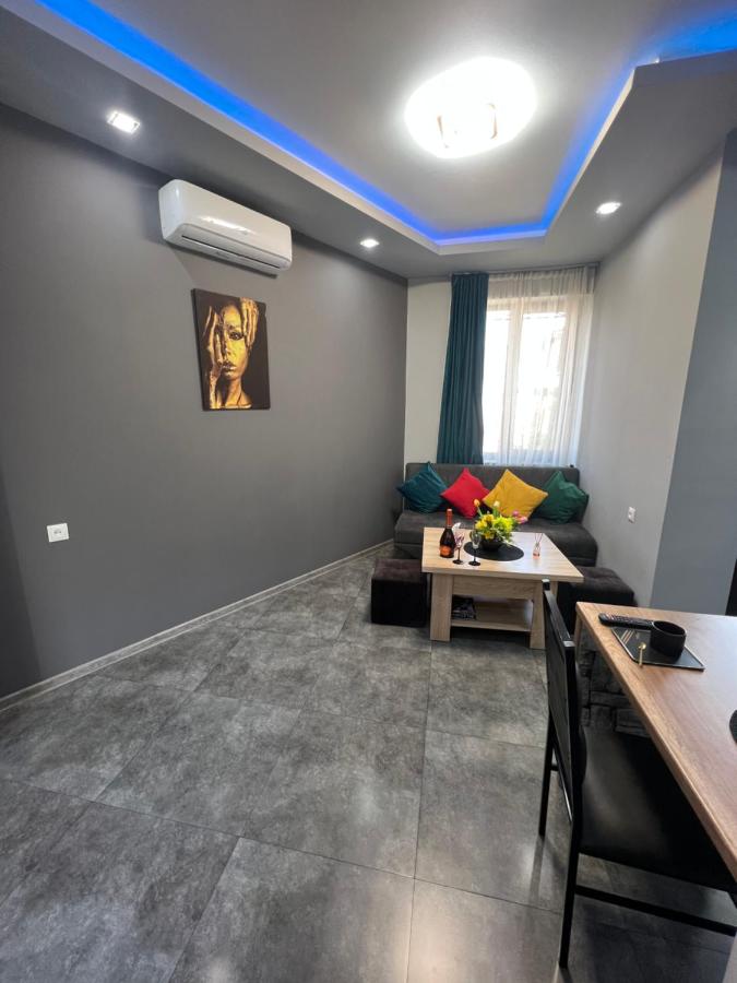 B&B Yerevan - COMFORTABLE APARTMENT КОМФОРТНЫЕ АПАРТАМЕНТЫ Self Check In - Bed and Breakfast Yerevan