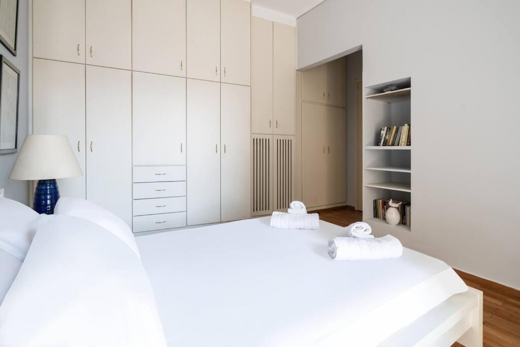 All time Classic: Pianist's 5th FL Apt @ Acropolis - Ferienwohnung Athen