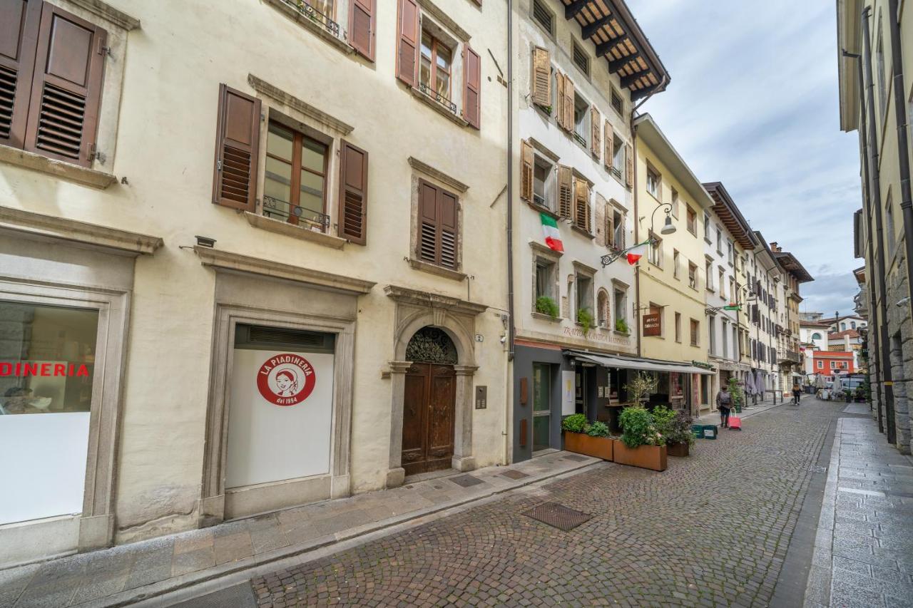 Atelier San Giacomo - Central Apartment - B&B