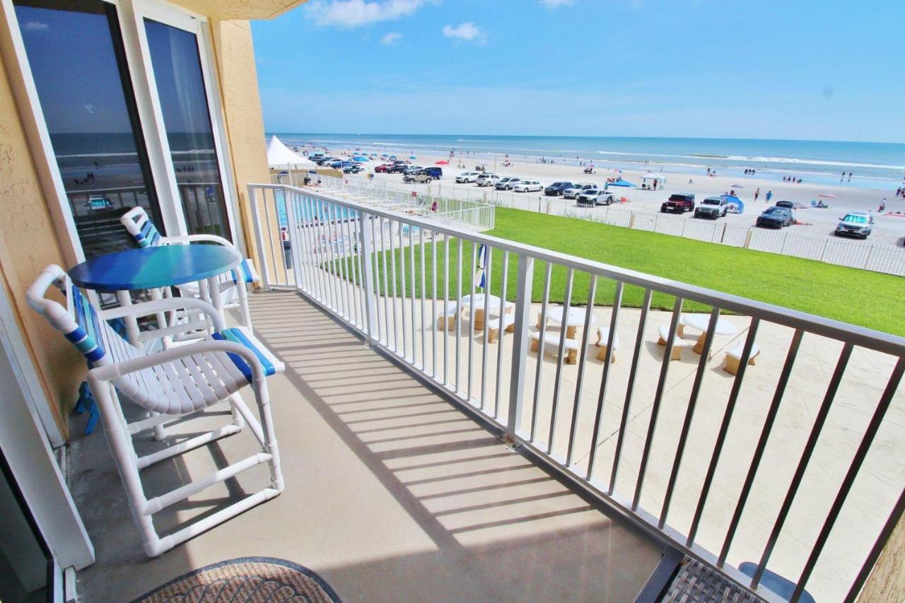 B&B New Smyrna Beach - Oceania Plaza 202 - Bed and Breakfast New Smyrna Beach