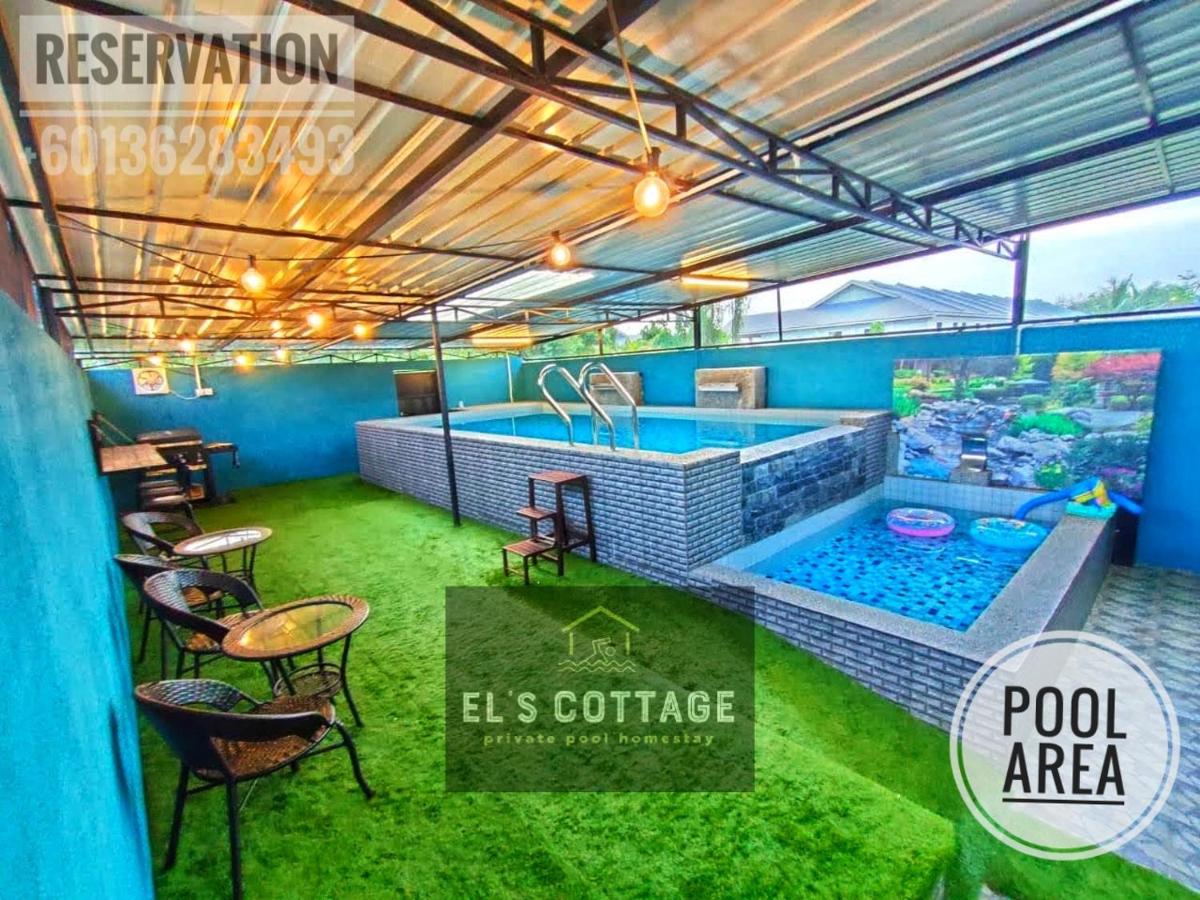 B&B Pekan - El's Cottage Private Pool Homestay - Bed and Breakfast Pekan