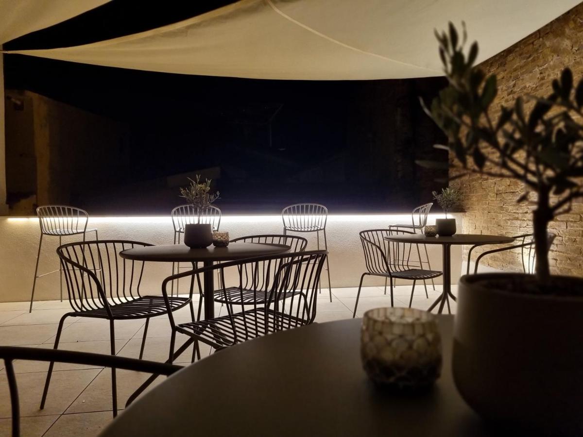 Camera Matrimoniale con Balcone