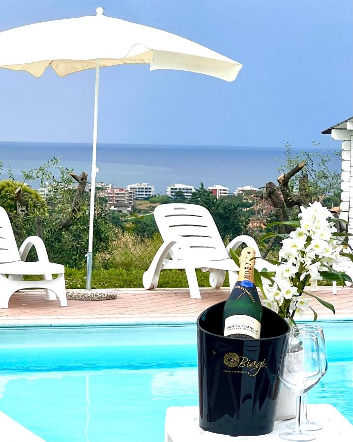 Vigneto - Italian Restaurant & B&B - Ferienwohnung Villa Rosa