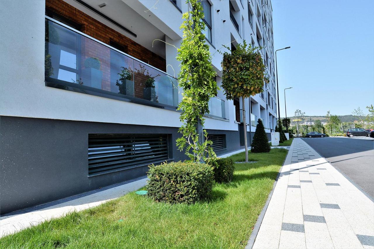 Oak Apartment lovely one bedroom apartment at Columna Residence near Vivo mall - Ferienwohnung