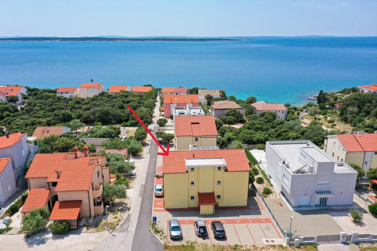 Chill 4 Real Sea View Mandre - B&B