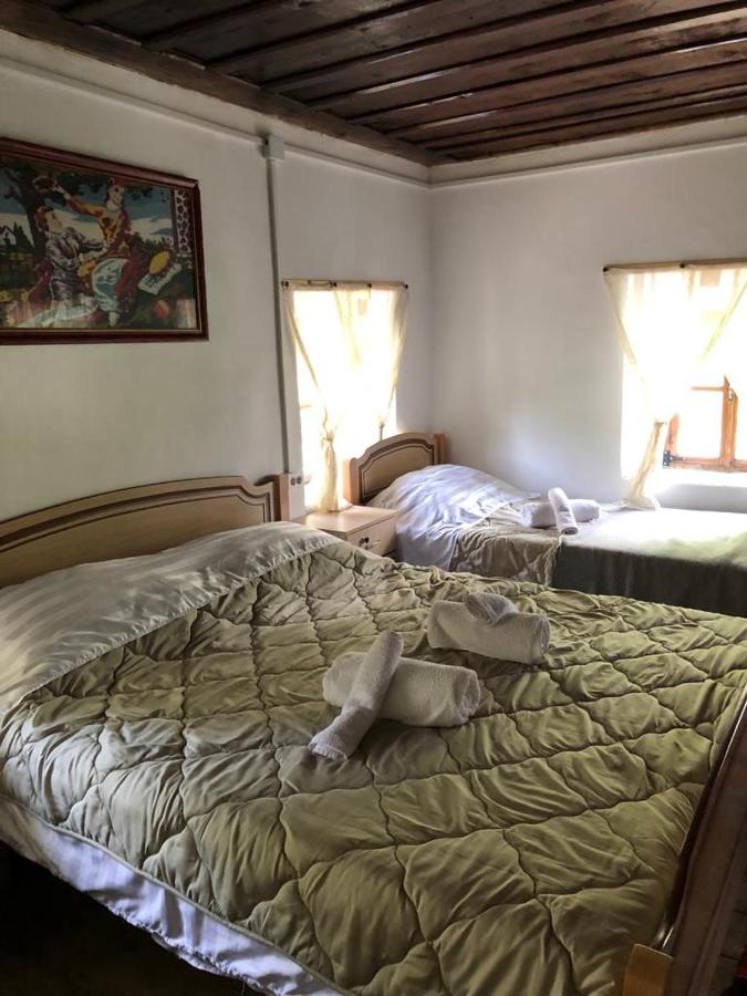 Tweepersoonskamer met 1 of 2 Bedden en Eigen Badkamer