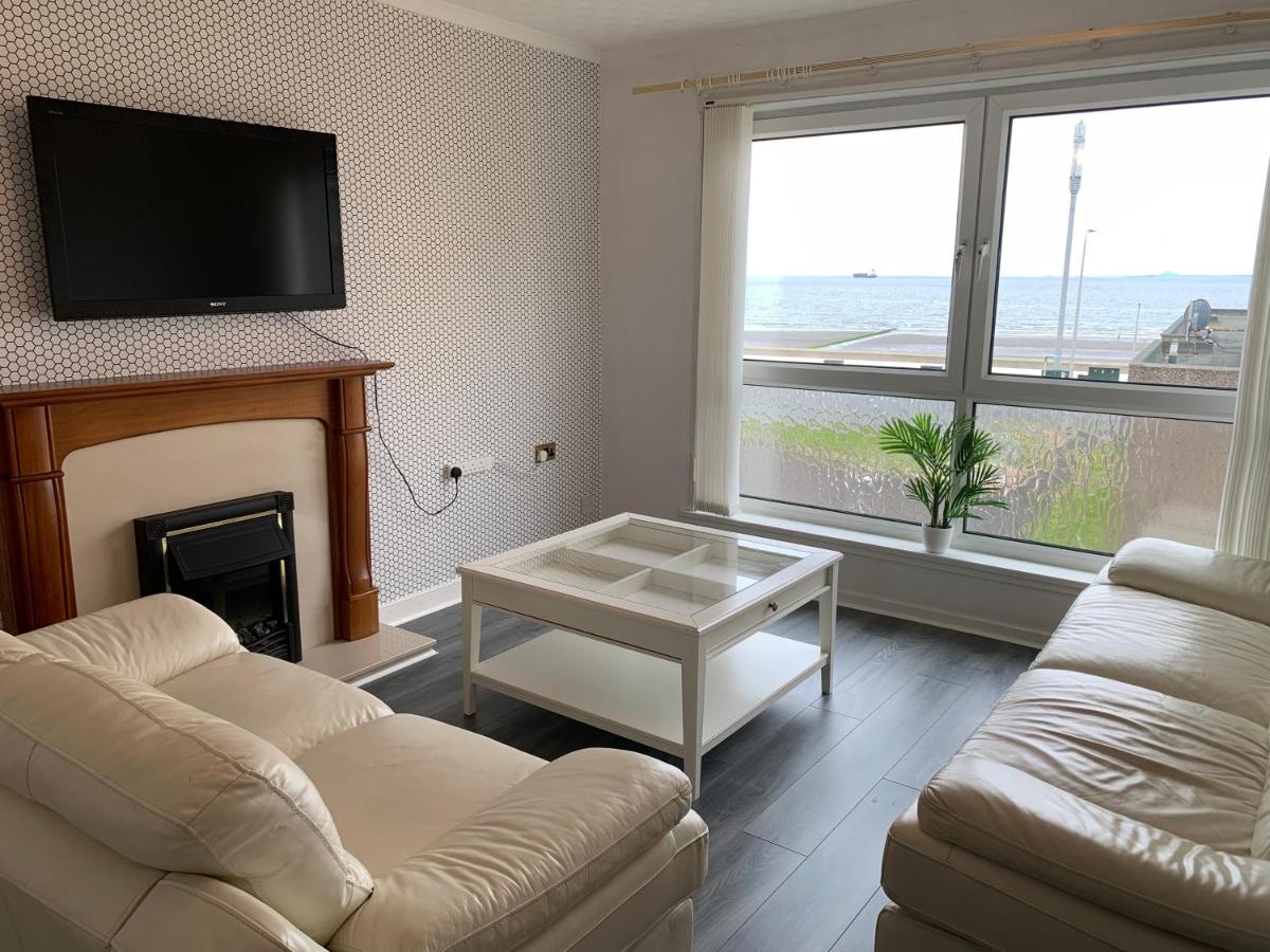 Buchanan court 2 bedroom flat - B&B