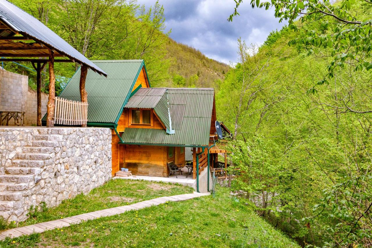 Brvnara Djordje tri zbezde - Bed and Breakfast