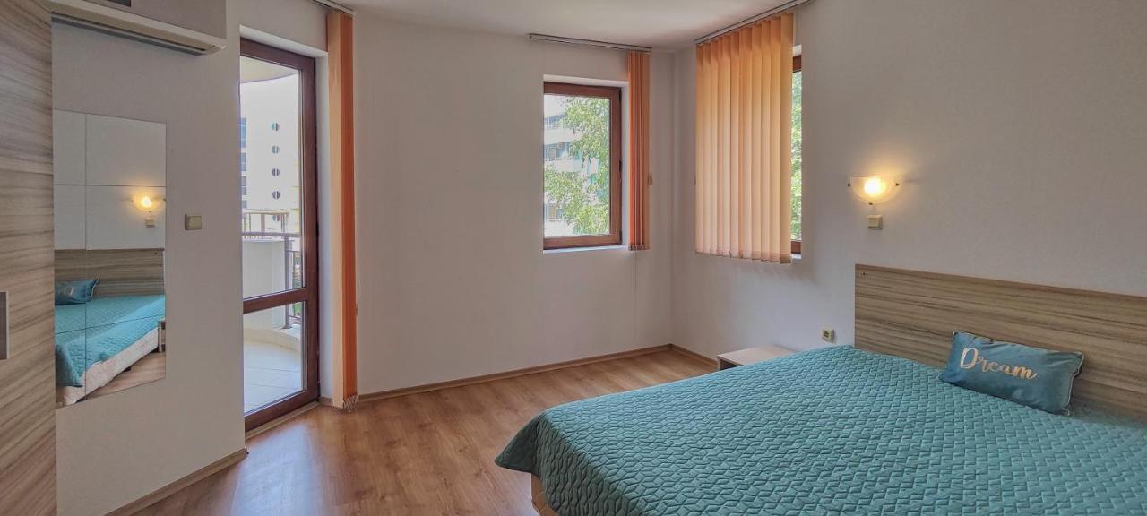 Apartment mit 1 Schlafzimmer und Poolblick