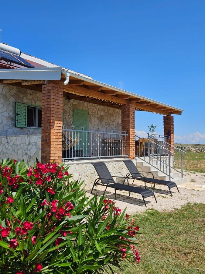 Holiday house Adriana - B&B Povljana