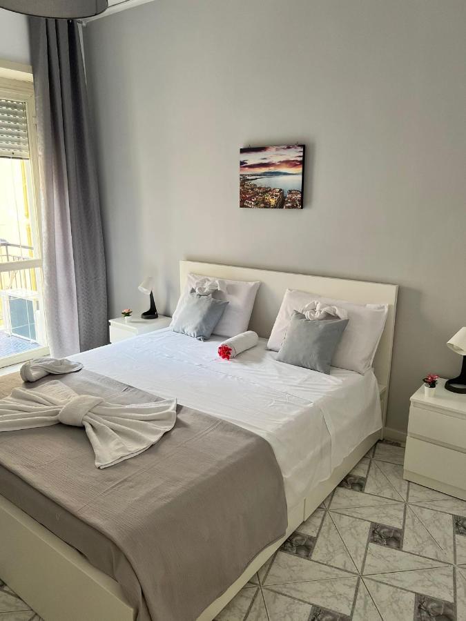 B&B Naples - We' home - Bed and Breakfast Naples