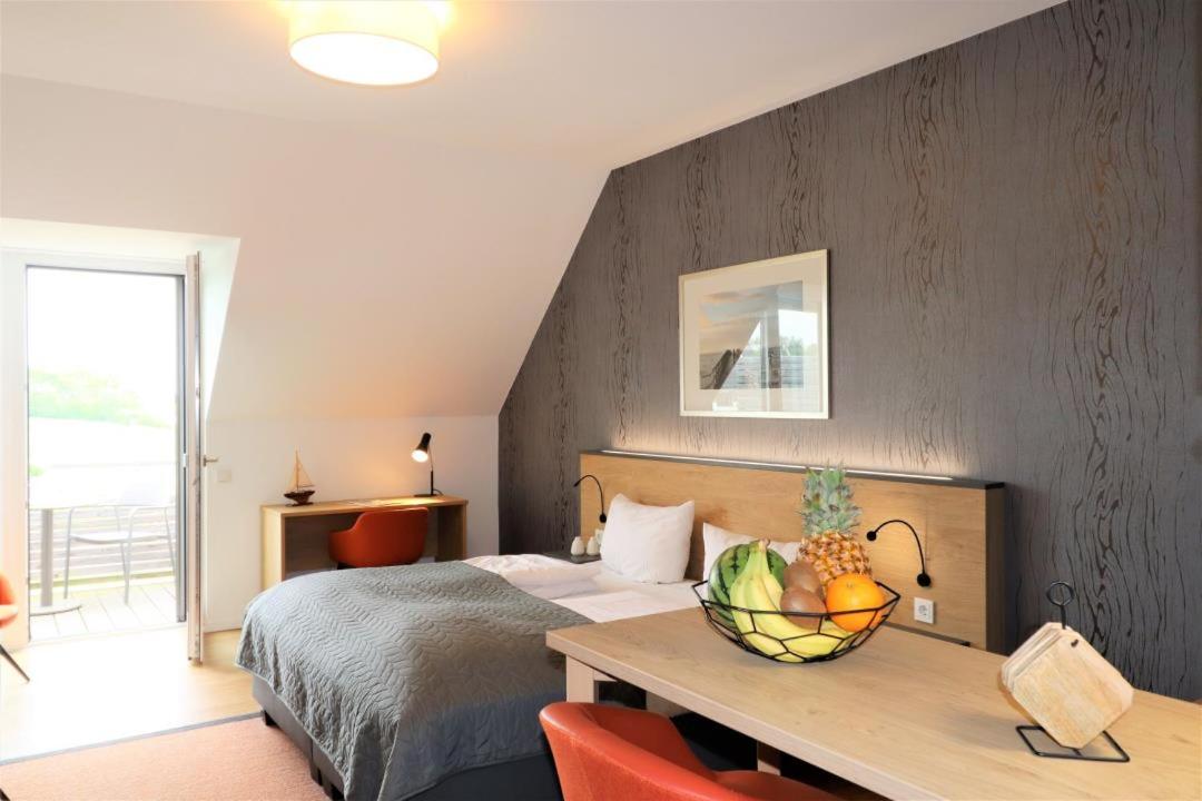 B&B Putbus - Wreecher Idyll 9 Modernes Appartement mit Balkon und fantastischem Panoramablick - Bed and Breakfast Putbus