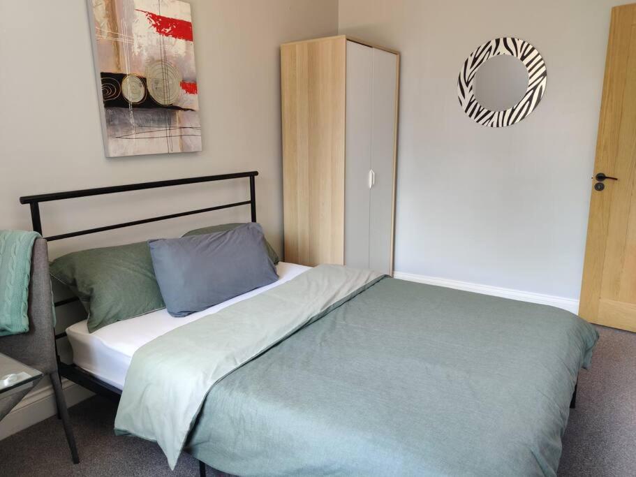 Lovely house in great location - B&B