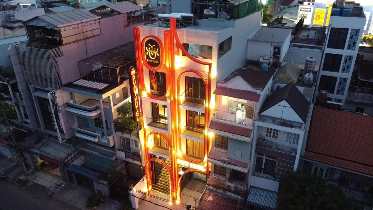 B&B Ho Chi Minh City - PYNT HOTEL - Bed and Breakfast Ho Chi Minh City
