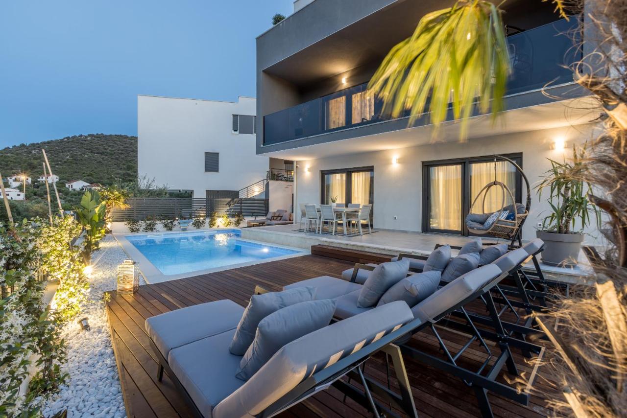 Villa ToDo with heated pool and jacuzzi - B&B