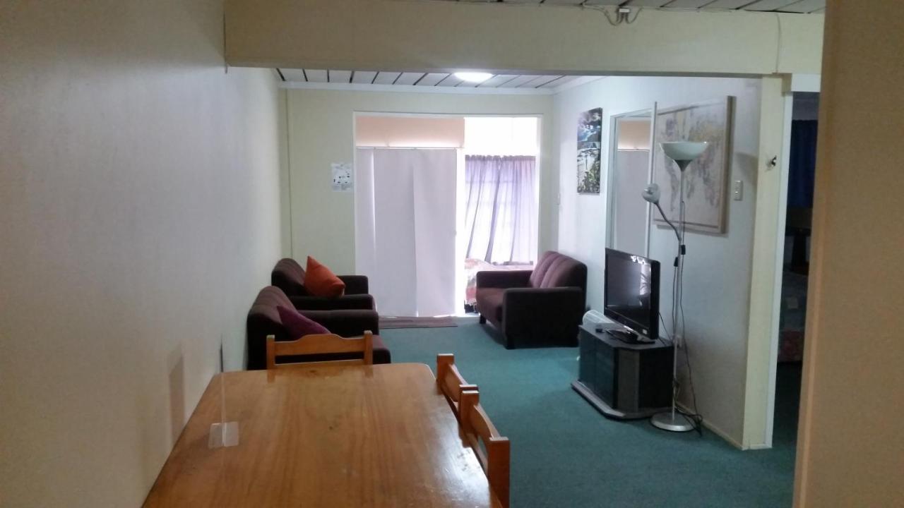 Budget One-Bedroom Apartment B