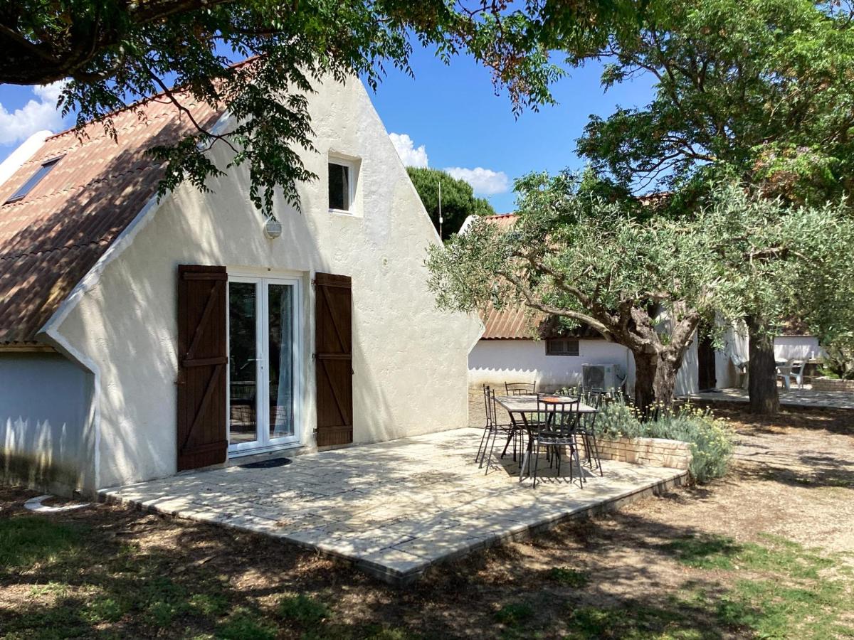 Maison conviviale avec jardin à Saint-Nazaire-de-Pézan - B&B