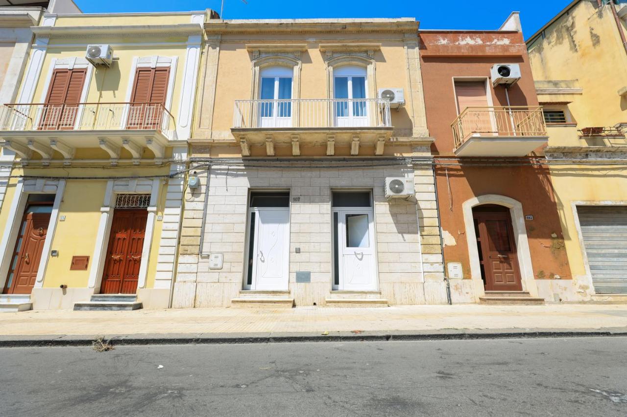 Casa Caruso Corso Garibaldi - Bed and Breakfast