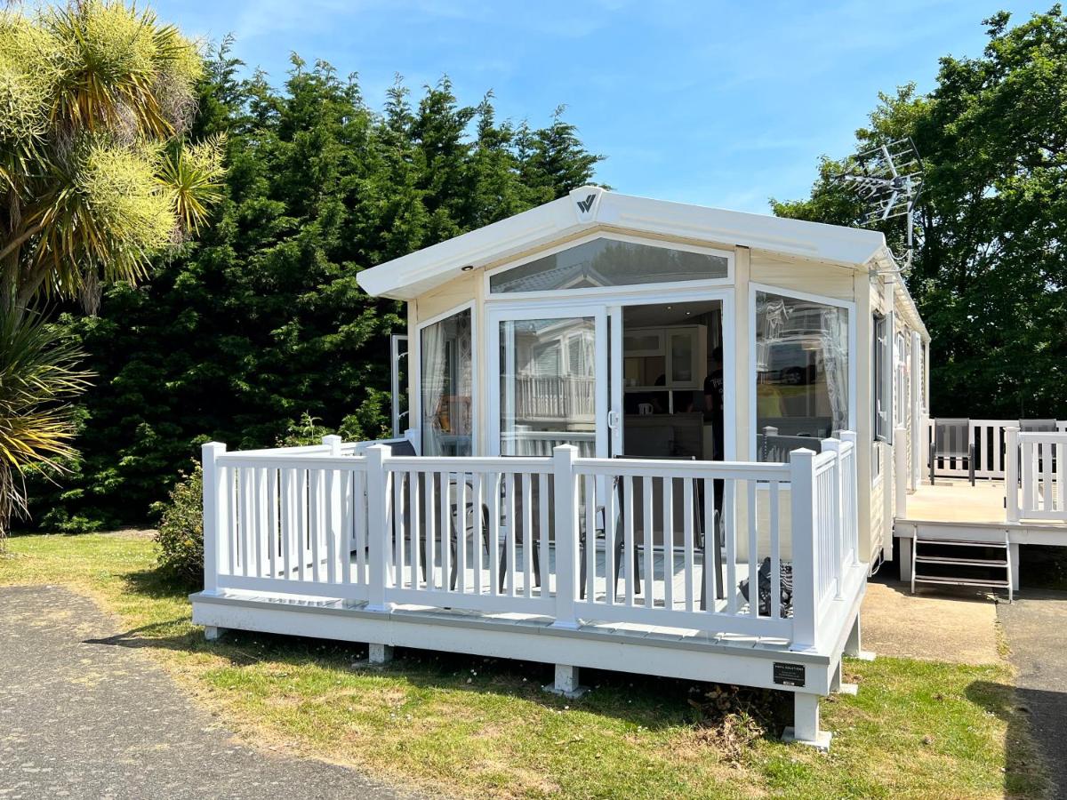 3 Bedroom Caravan LG34, Lower Hyde, Shanklin - Chambres d’hôtes