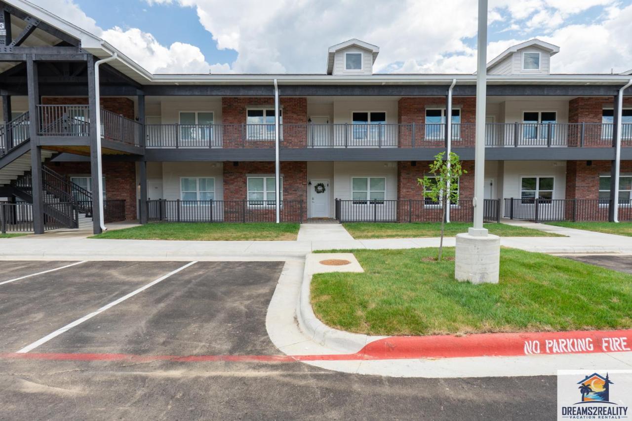 Walk-in - Close to 76 Strip - Resort Amenities - FREE TICKETS INCLUDED - FH-G203 - Chambres d'hôtes Branson