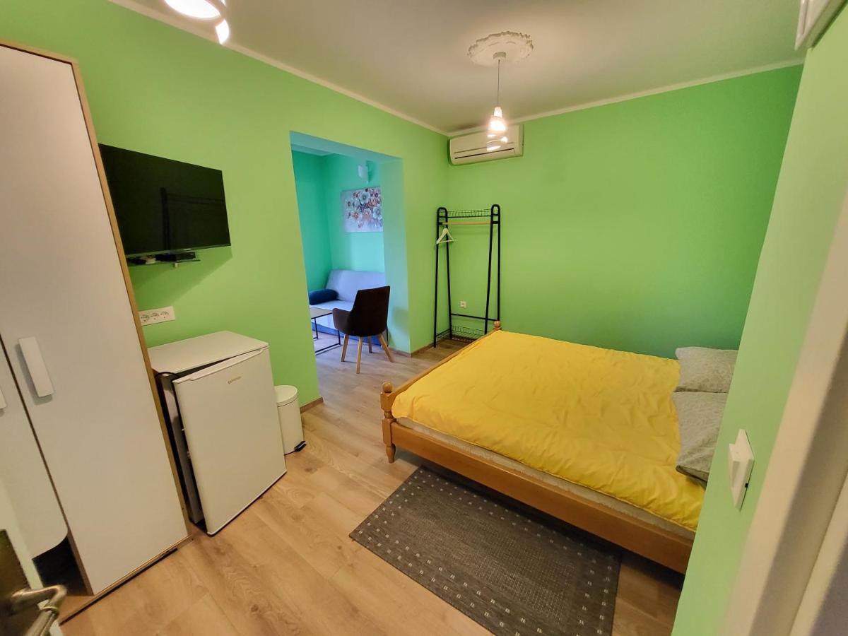Queen Room with Balcony