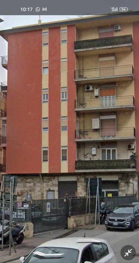 LA BARONESSA vicinissimo al policlinico - Ferienwohnung