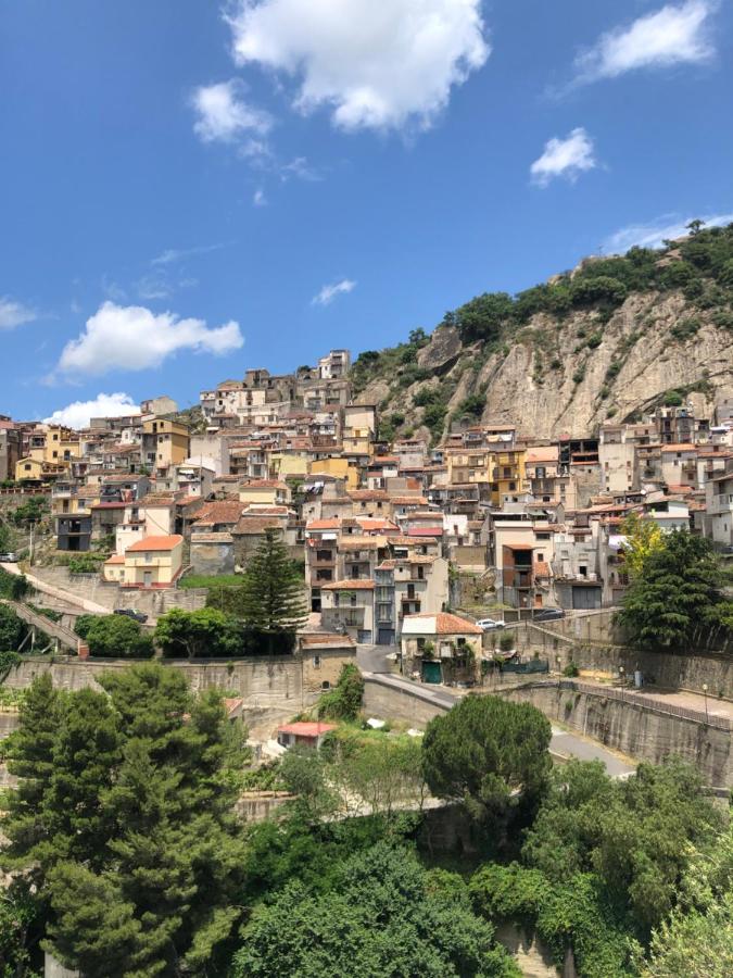 Antico Borgo - A due passi dalle Gole Alcantara - B&B