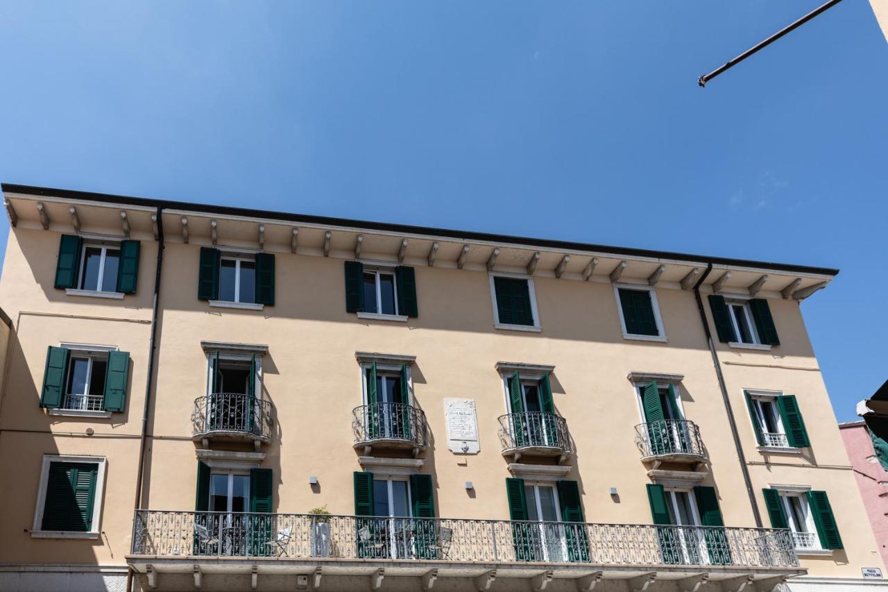 Palazzo Betteloni - B&B