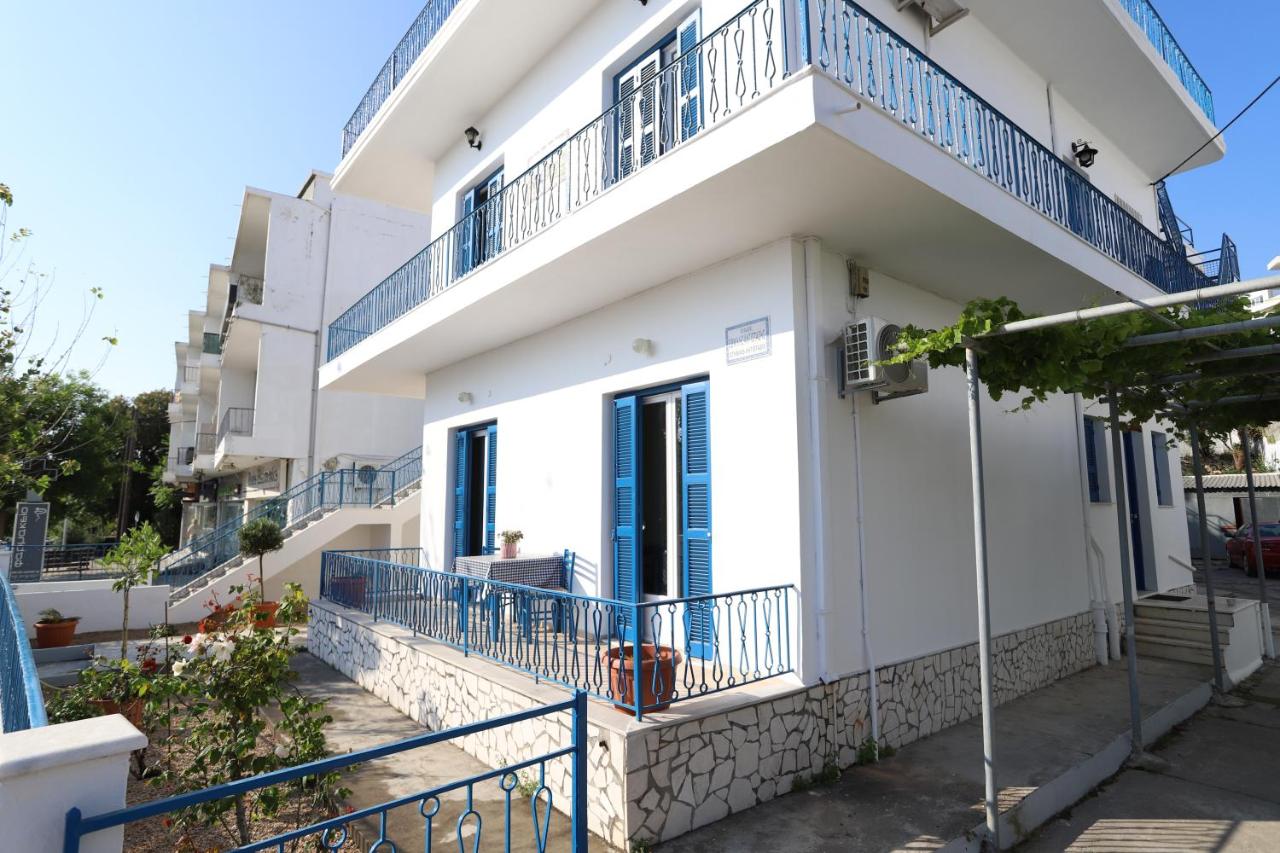 Rhodes Town Garden Apartment - Ferienwohnung Rhodos