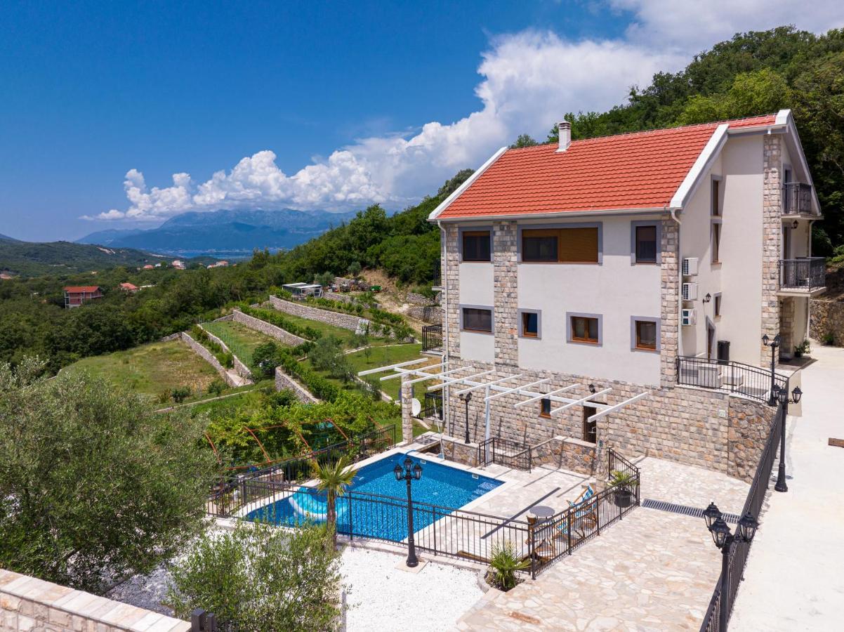 B&B Ðuranovići - Villa 177 - Bed and Breakfast Ðuranovići