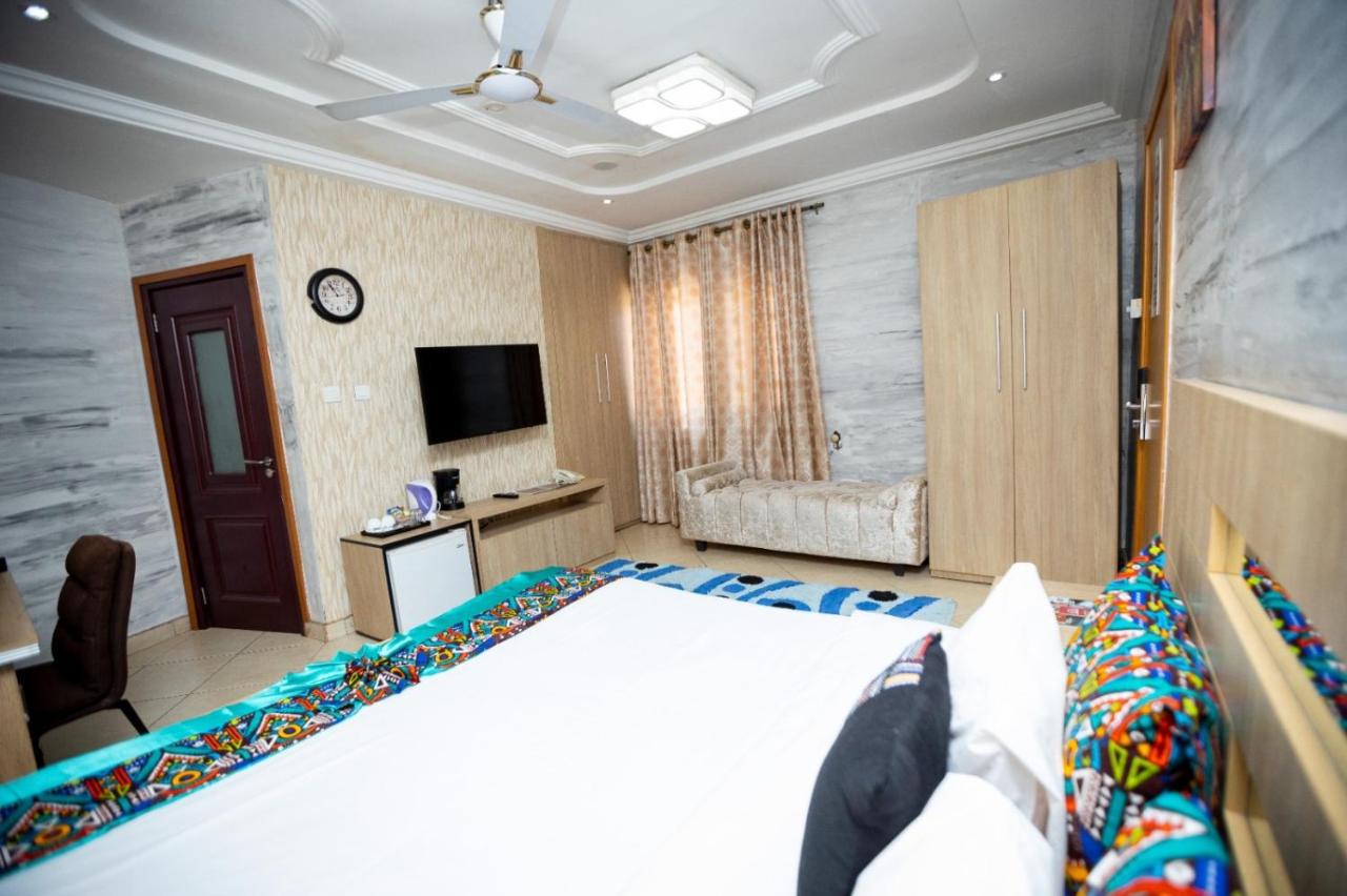 Double Room with Pool View