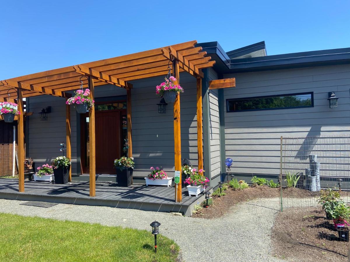 EdgeWater Chemainus - Bed and Breakfast