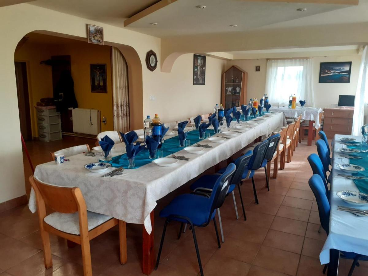 Pensiunea Iza - B&B Bradu