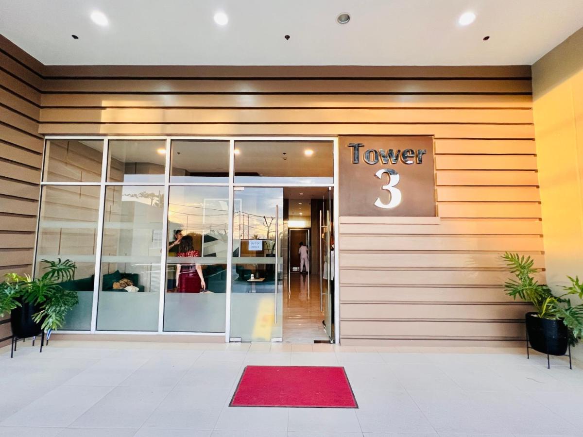 * * * J Travellers' Choice 2023 - B&B Iloilo