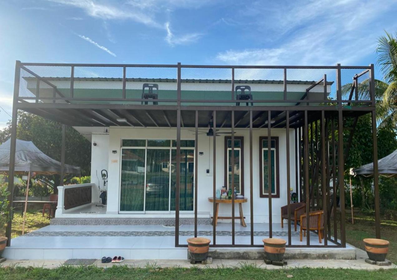HOMESTAY JERAI GEOPARK - B&B