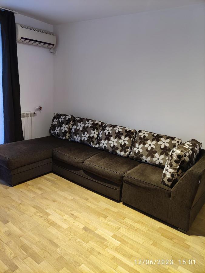 Fabian central apartment - B&B Bucarest