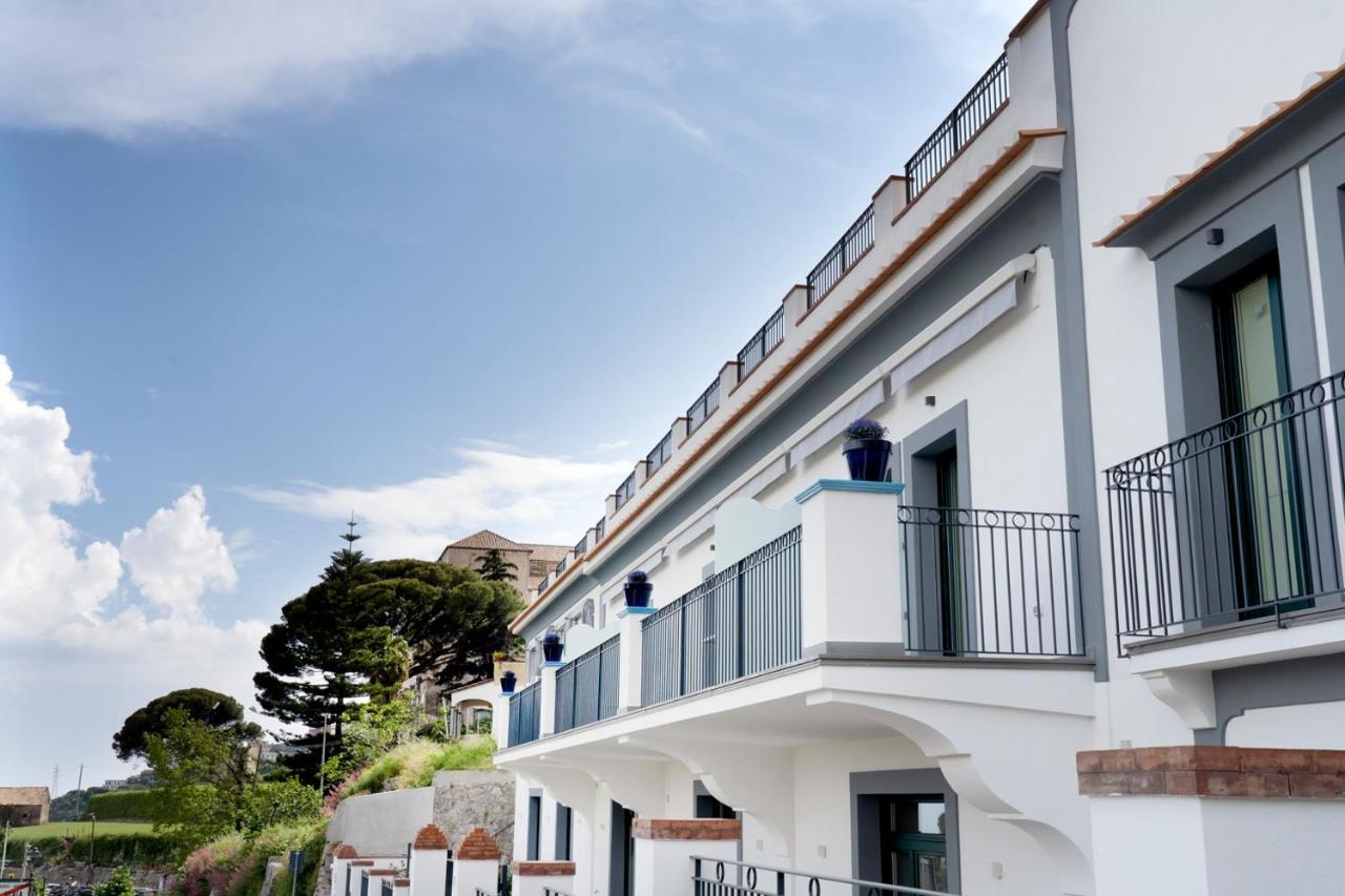 Suites in the Amalfi Coast - GuestHouse with Terrace near Amalfi - Breathtaking View of Ravello - B&B