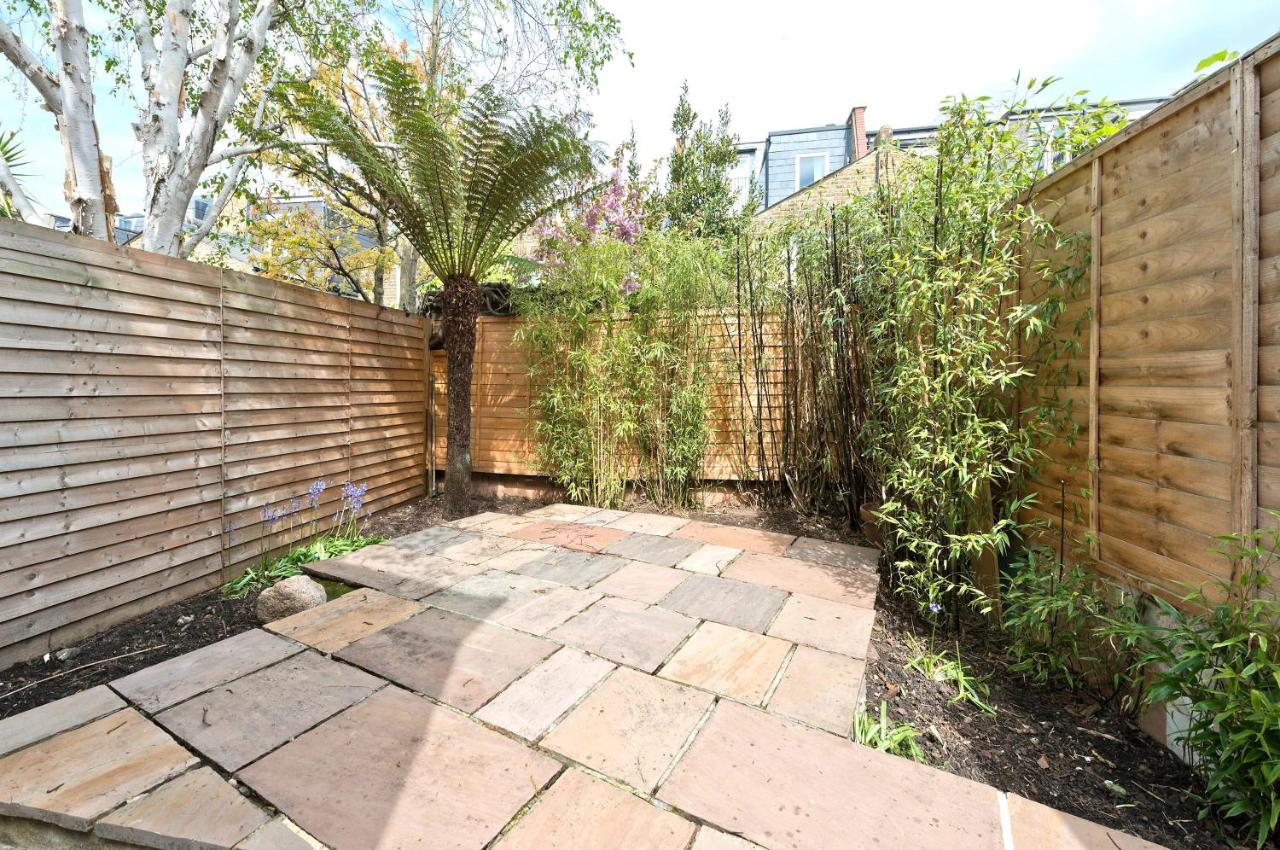 Between the Commons - B&B London