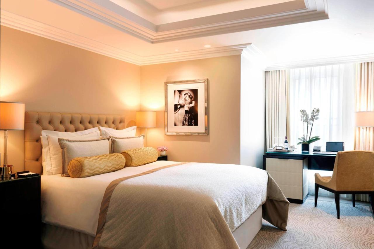 Deluxe Kamer met 1 Queensize Bed - Geschikt voor Gasten met een Lichamelijke Beperking