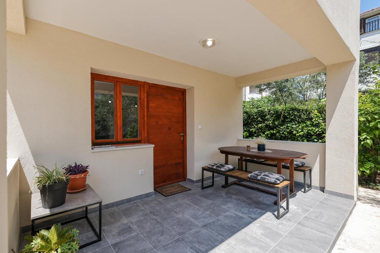 Apartment Ana - Ferienwohnung Zadar