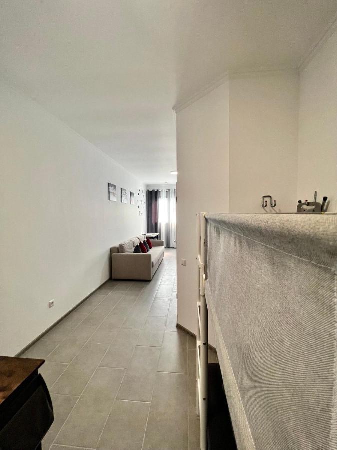 Neuwertiges Apartment mit schnellem WLAN, Netflix, Glasfaser, Kostenlose Privatparkplatz auch für Transporter geeignet R20 - Chambres d'hôtes Freiberg am Neckar