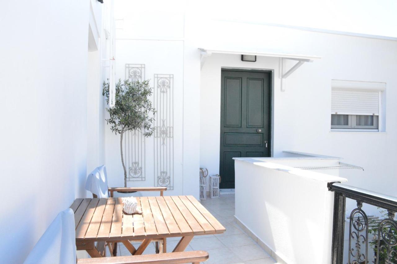 B&B Tripiti - Cute Studio in Milos - Bed and Breakfast Tripiti