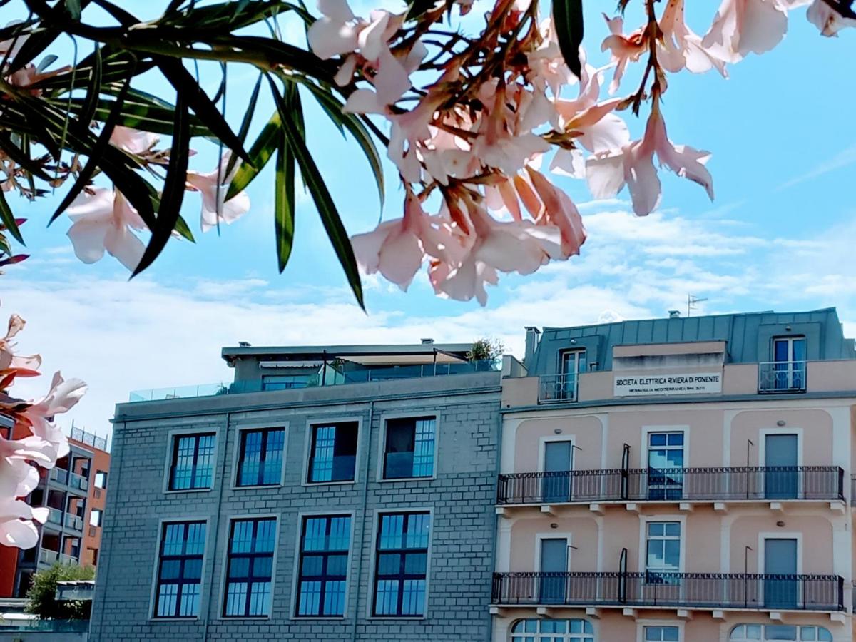 Sweet Sea View - Ferienwohnung Savona
