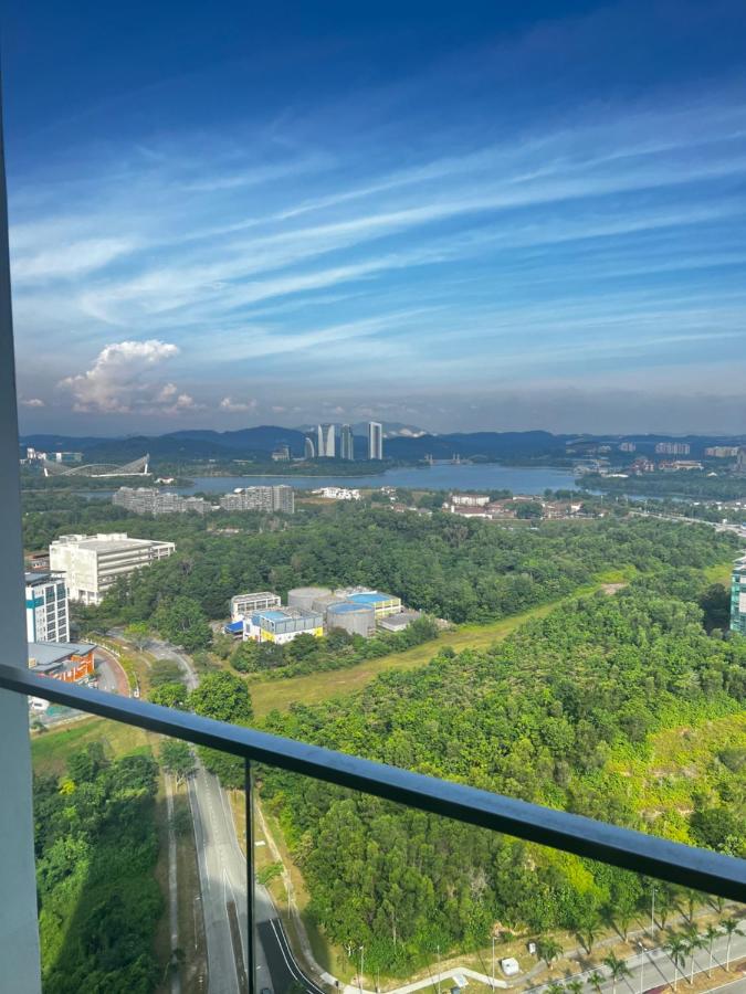 Revo Home by AK Group - Ferienwohnung Cyberjaya