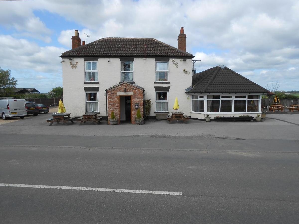 B&B Willingham - Fox and Hounds Country Inn - Bed and Breakfast Willingham