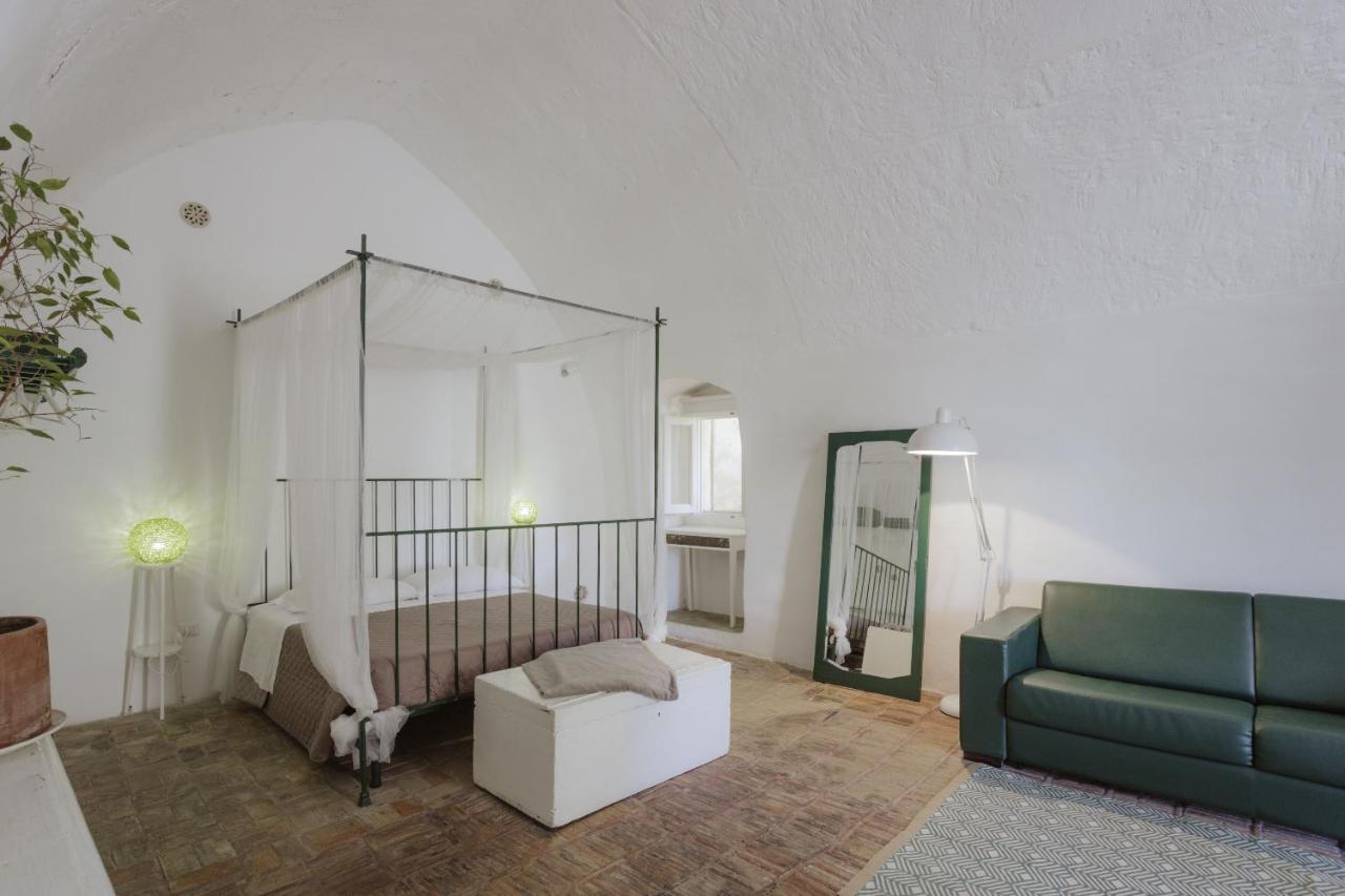 Vierbettzimmer mit Dusche