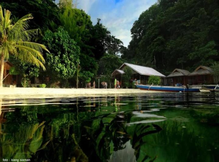 Pondok Lestari Kadidiri - Ferienwohnung