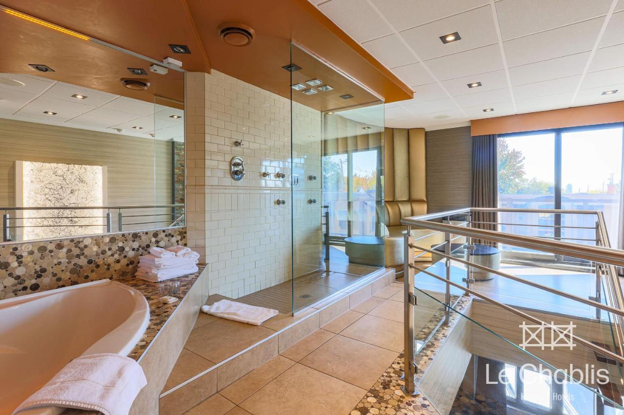 Superior Suite