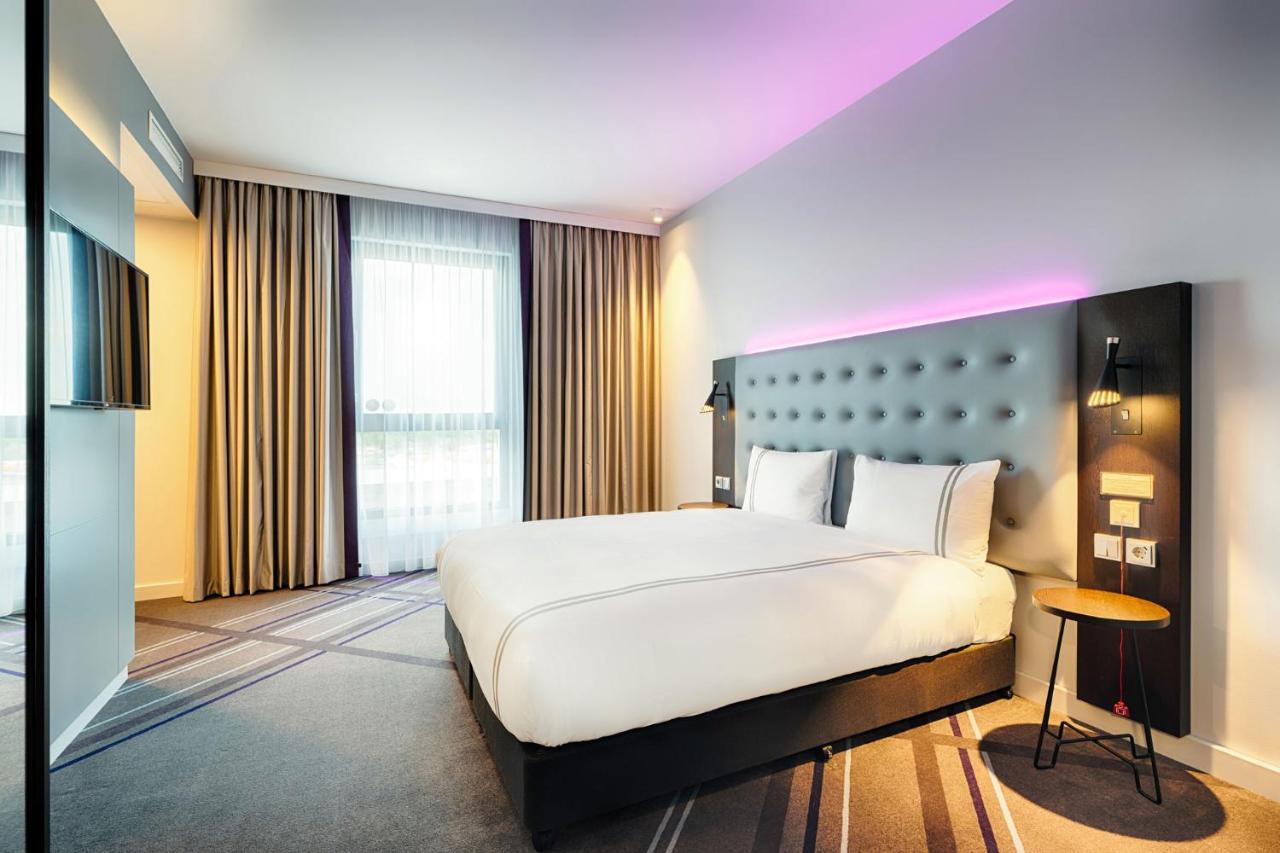 B&B Berlin - Premier Inn Berlin Airport - Bed and Breakfast Berlin